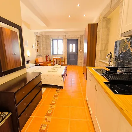 Aparthotel Taletos