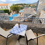 Aparthotel Taletos 4*
