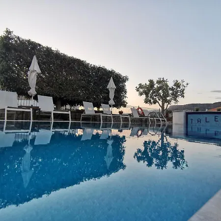 Taletos Aparthotel Stoúpa