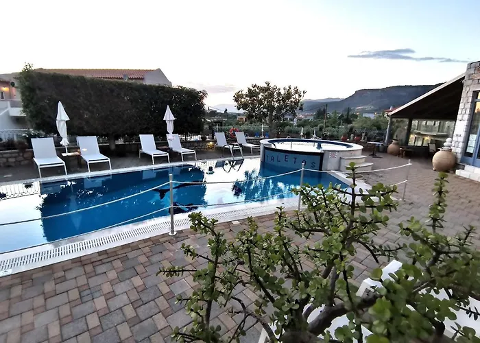 Taletos Aparthotel 4*