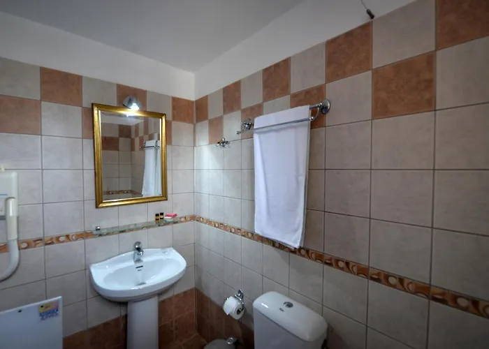 Aparthotel Taletos Stoúpa