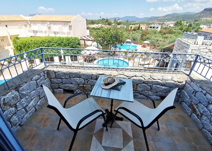 Taletos Aparthotel Stoúpa