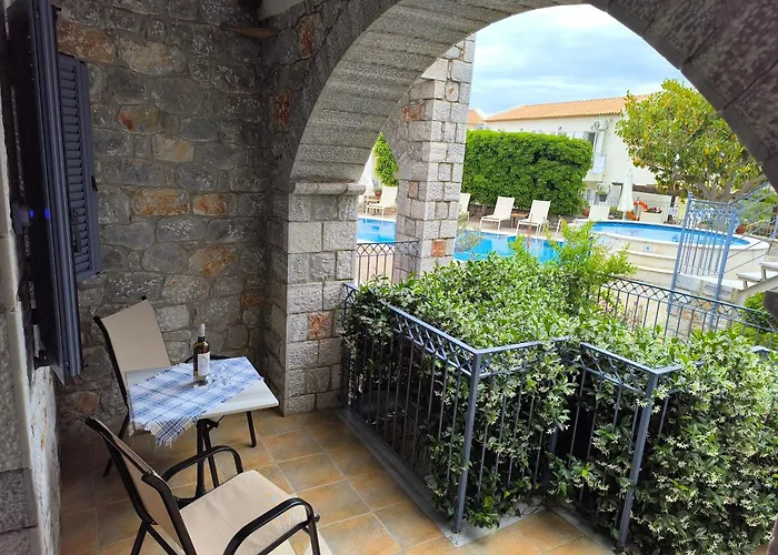 Taletos Aparthotel Stoúpa